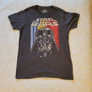 Men's Small Charcoal Heather Star Wars Darth Vader Tee